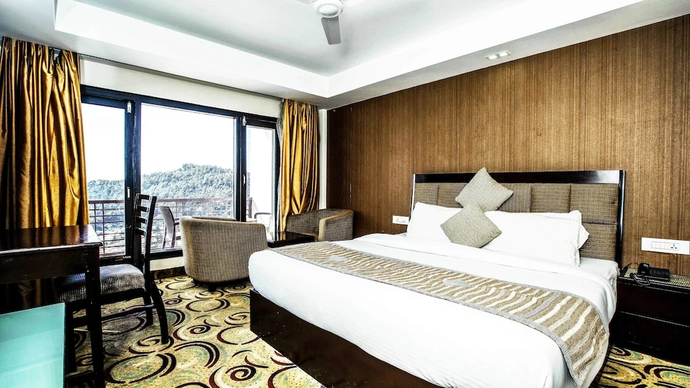 Hotel Patnitop Heights