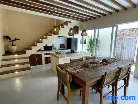 Luxury 3 Bed Pool Villa in Paradise
