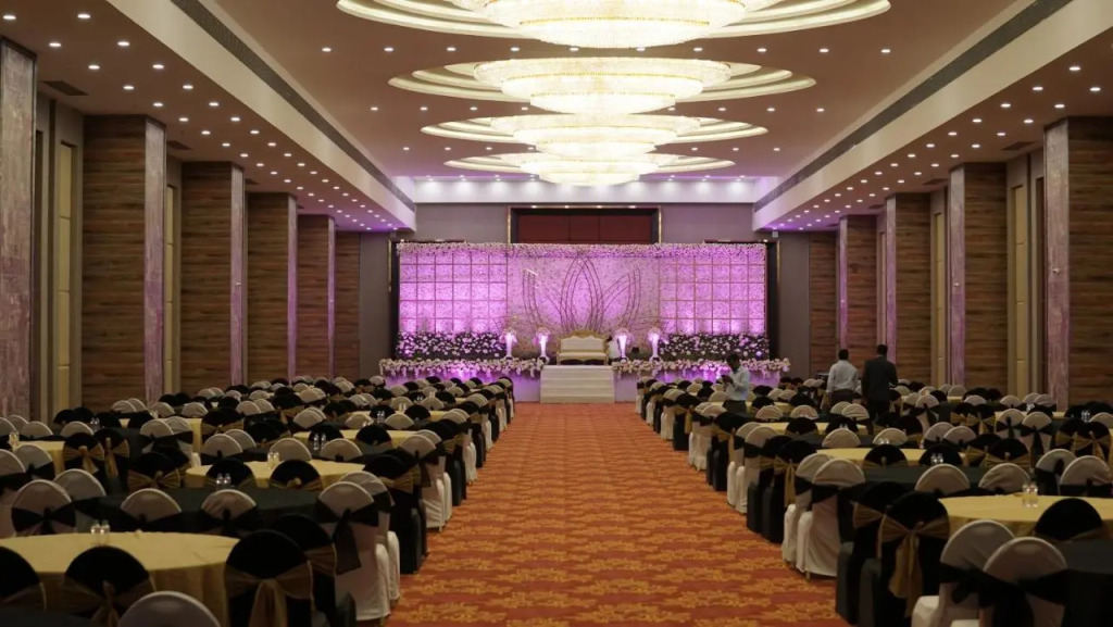 Hotel Tip Top International Pune