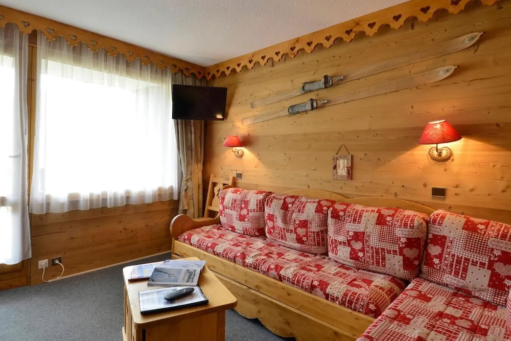 Belle Plagne Apartment Refurnished Located on the Slopes for 6 People Pds225