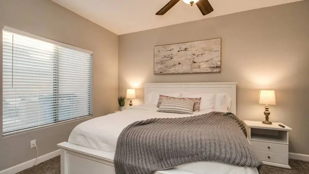 Massive 5 Bdrm Getaway W/pool, Hot Tub, Game Room!