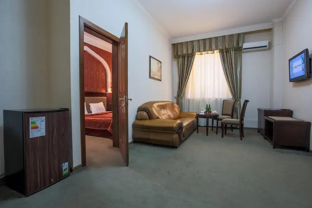 Avicenna Hotel