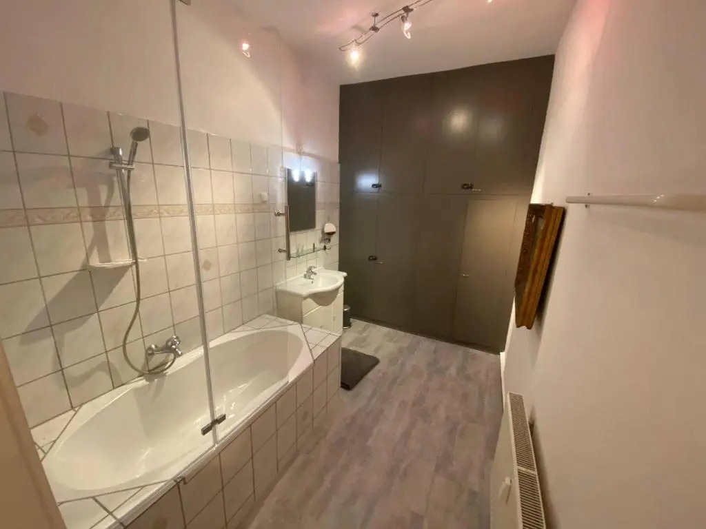 Helle 3-Zimmerwohnung in Uninahe