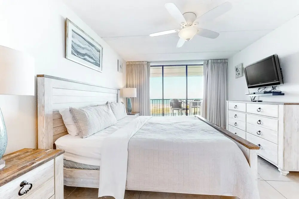 2BR w/ Gulf-view Balcony: Suntide III - Unit 307