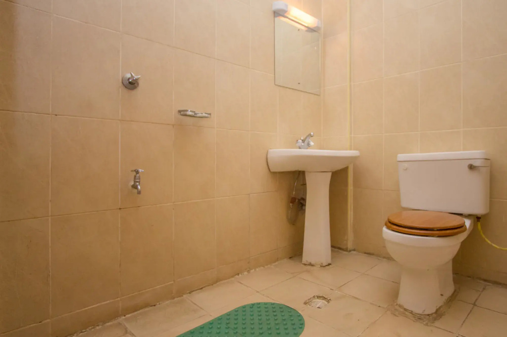 Viena Woods Holiday Inn