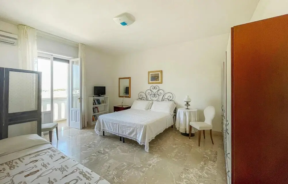 Awesome Apartment in Castro With Wifi and 1 Bedrooms