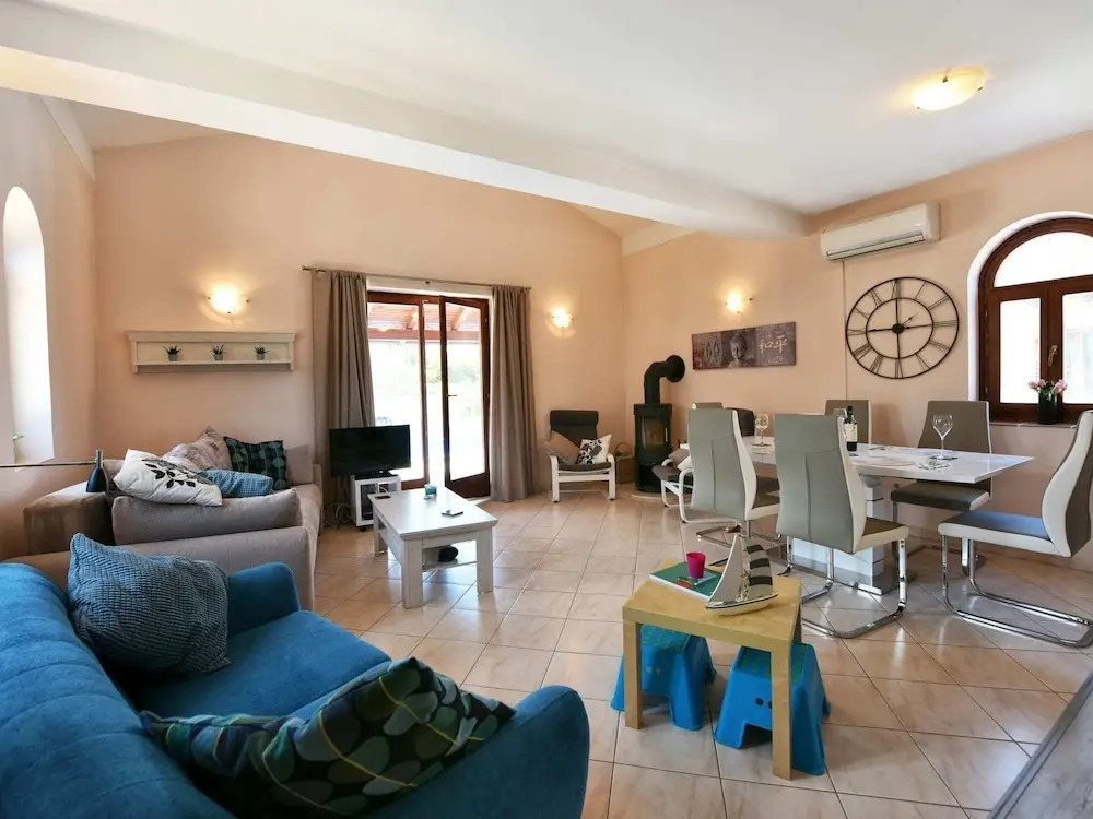 Nice Holiday House With Private Pool & Roof Terrace