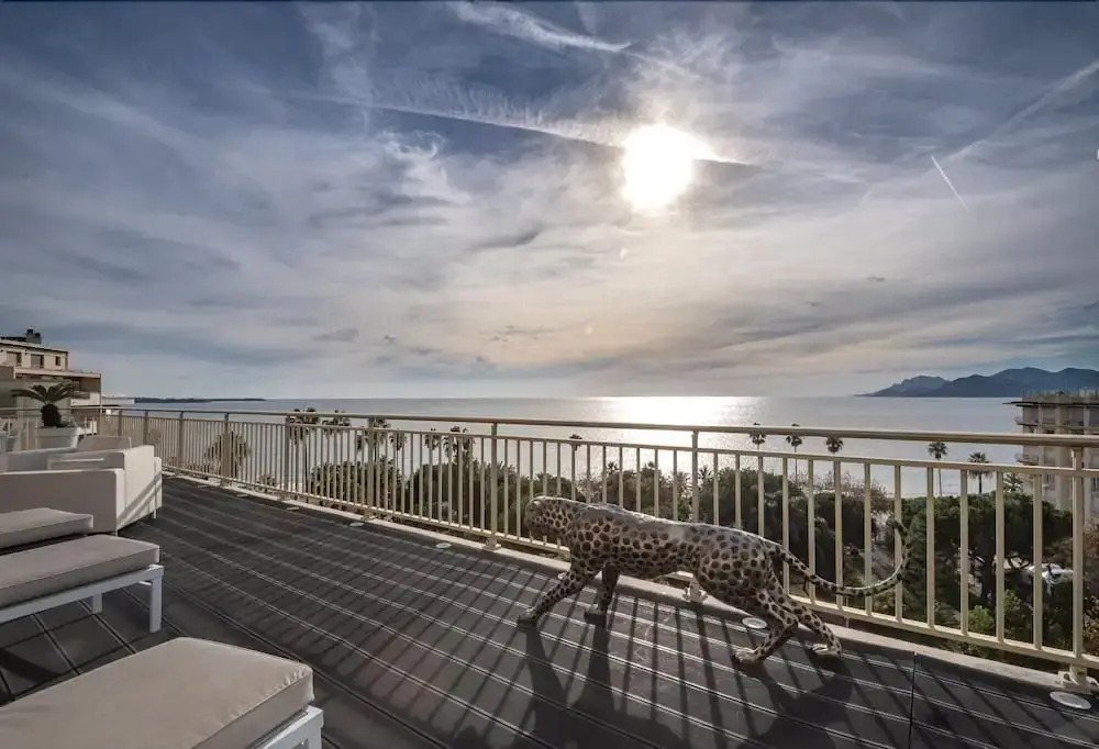 Luxury Penthouse Mistral