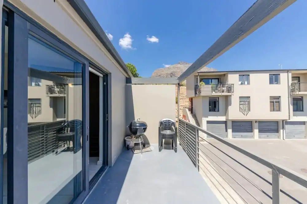 Delightful 2 Bedroom Townhouse in Woodstock