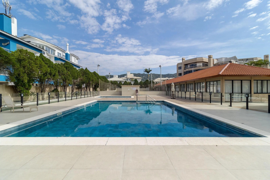 Apto C/piscina A 3min Da Praia Dos Ingleses Vin204