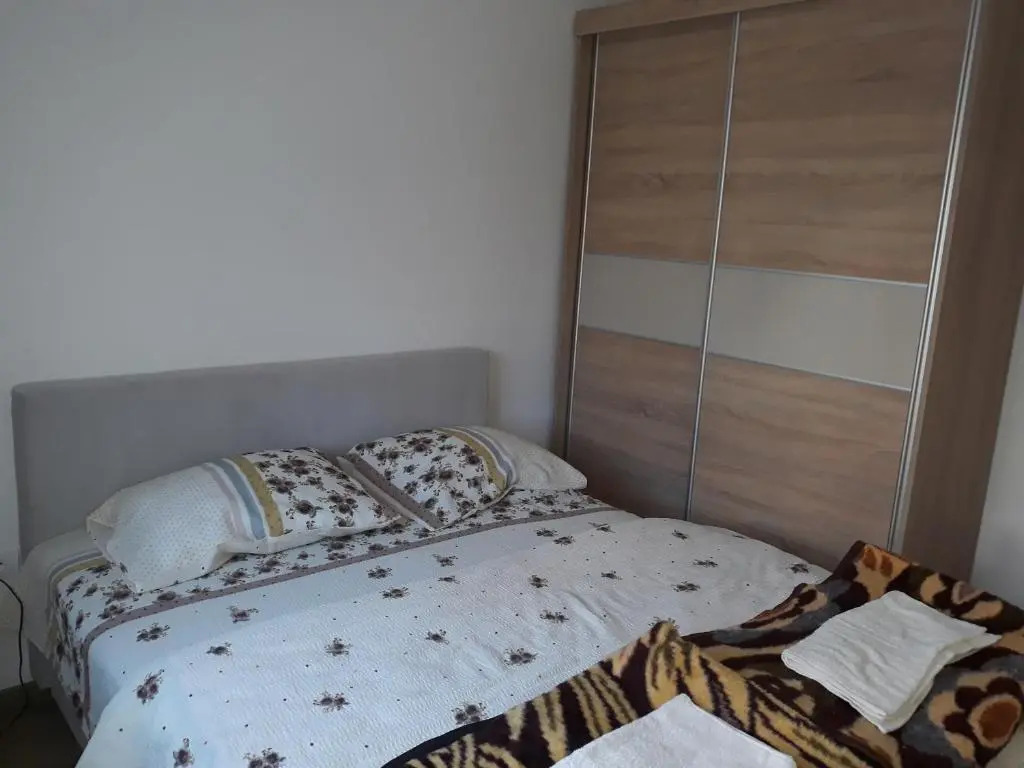 Iznad Oblaka A5