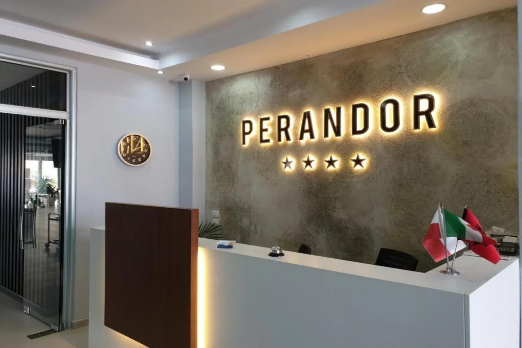 Perandor Beach