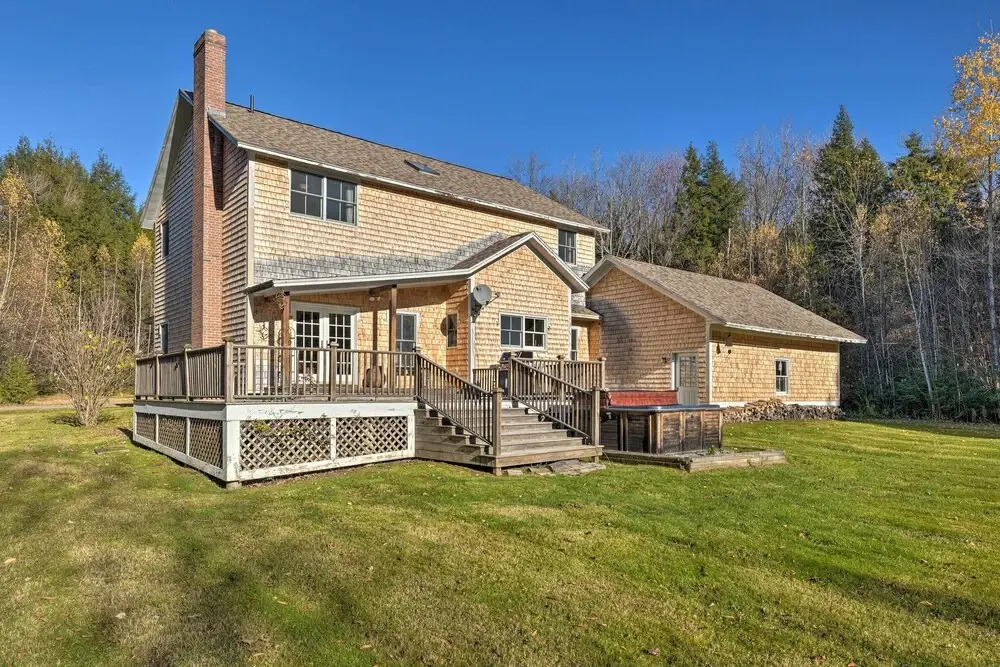Private Home w/ Hot Tub Near Jay Peak Slopes