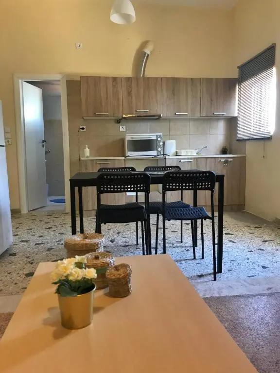 Sunshines house near the beach, 10 min from the airport