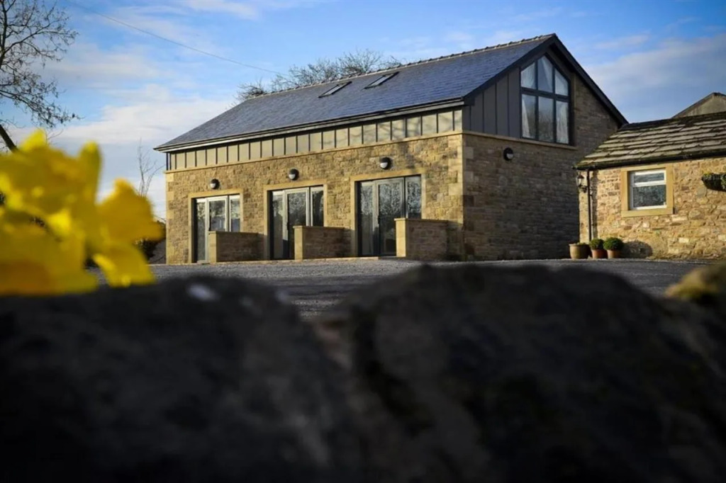 The 3 Millstones Inn