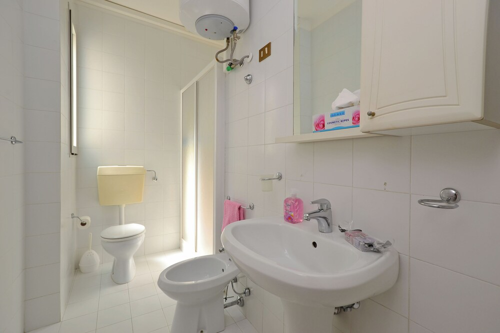 Spacious Flat for Groups With Balcony