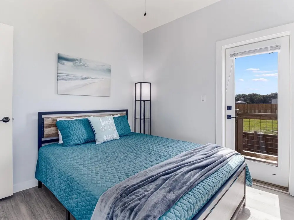 The Blue Flower 2 Bedroom Home