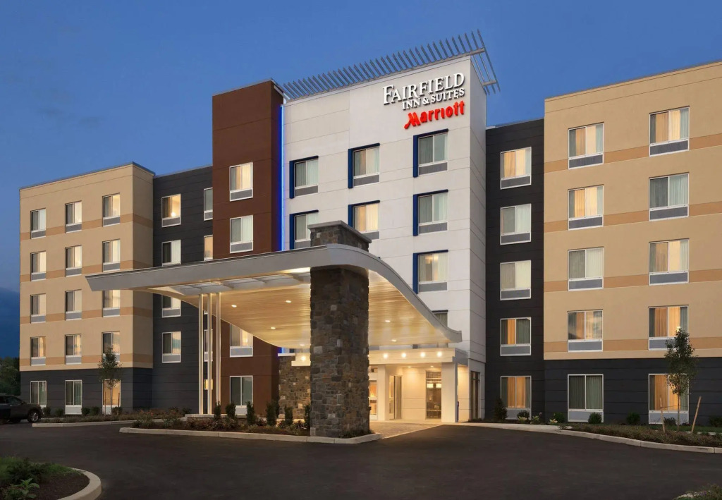 Fairfield Inn & Suites by Marriott Lancaster East at The Outlets