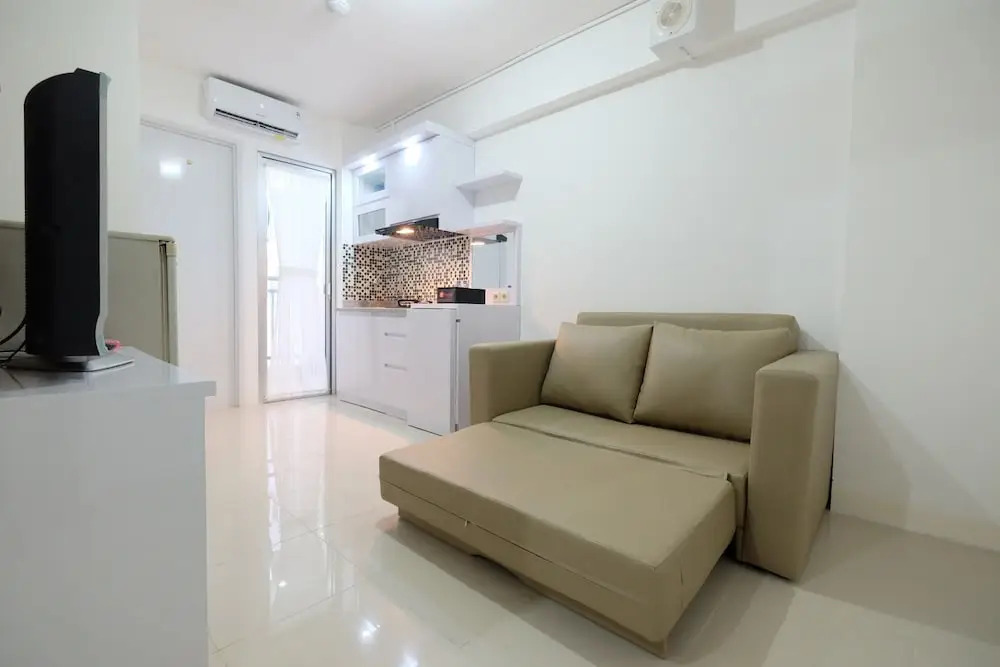 Homey Bassura City Apartment near Shopping Center
