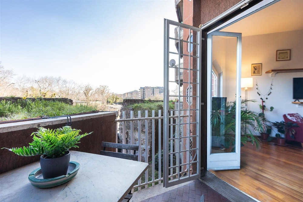 Trastevere Relax by Rental in Rome