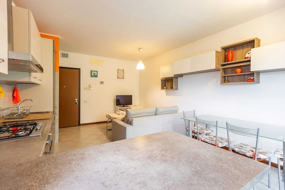 SARCA 324, Milan