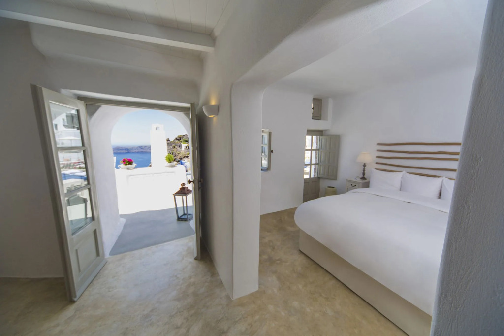 Iconic Santorini, a Boutique Cave Hotel by Sandglass