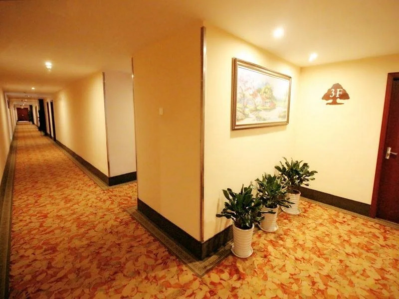 GreenTree Inn Shanghai Pudong Airport Heqing Huanqing Middle Road Express Hotel