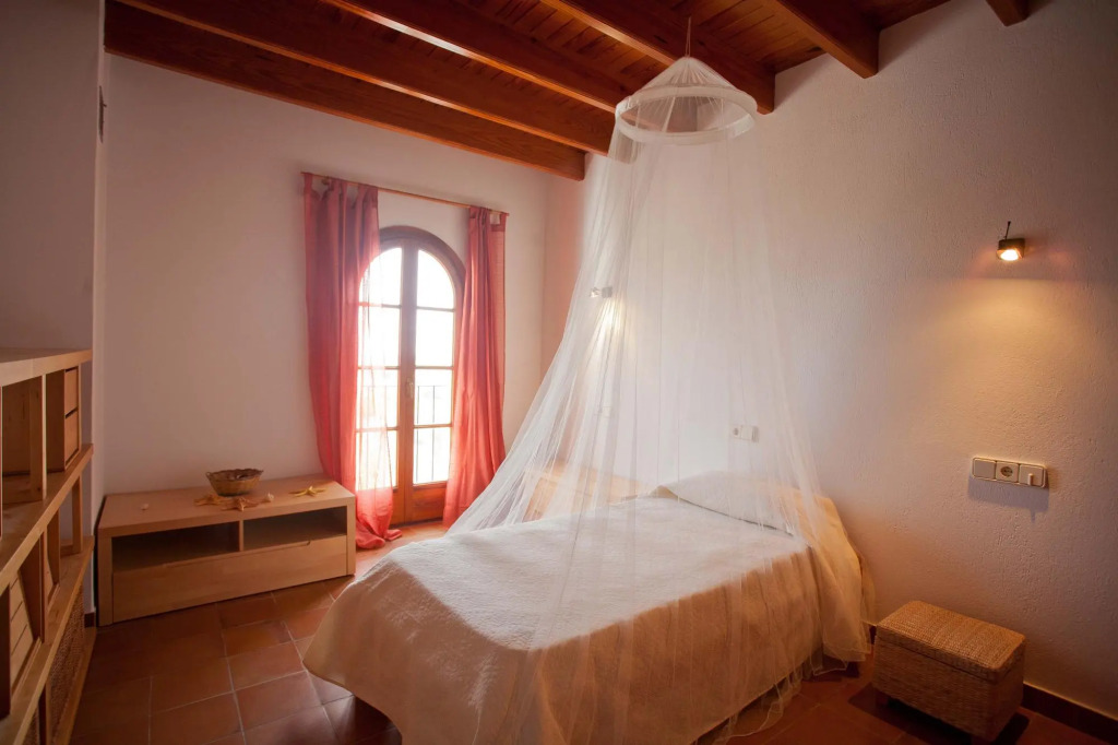 Villa Can Sunyer 5 bedroom villa with views of Las Salines.