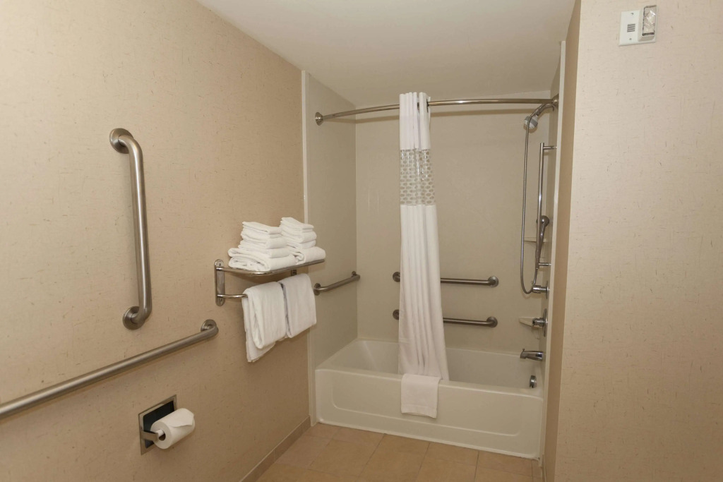 Hampton Inn & Suites Riverton