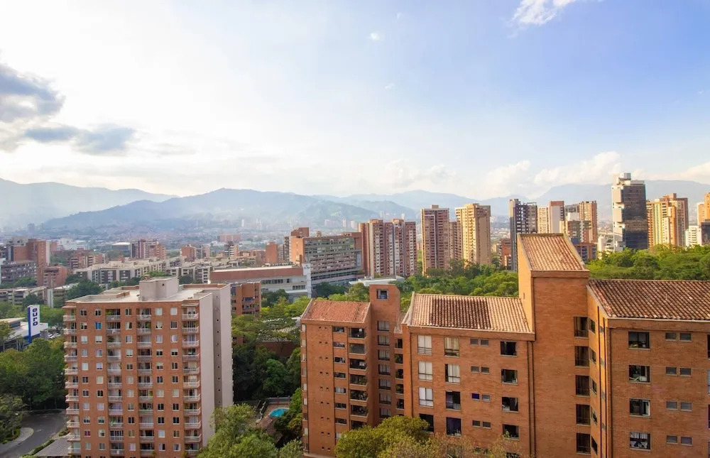 El Poblado La Frontera Private Apartment 11th Floor