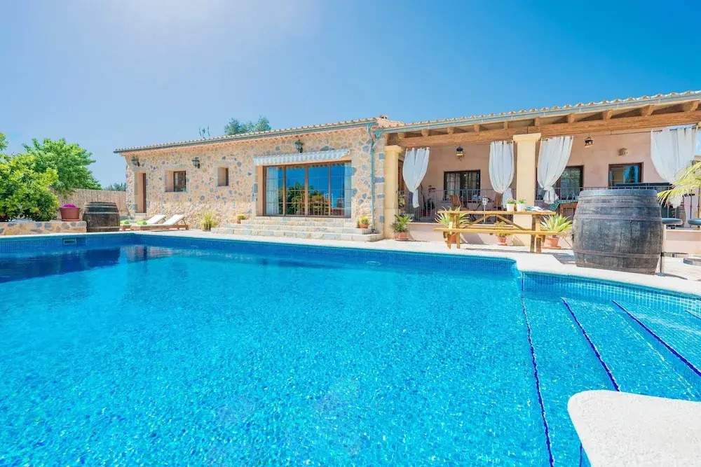 - House In