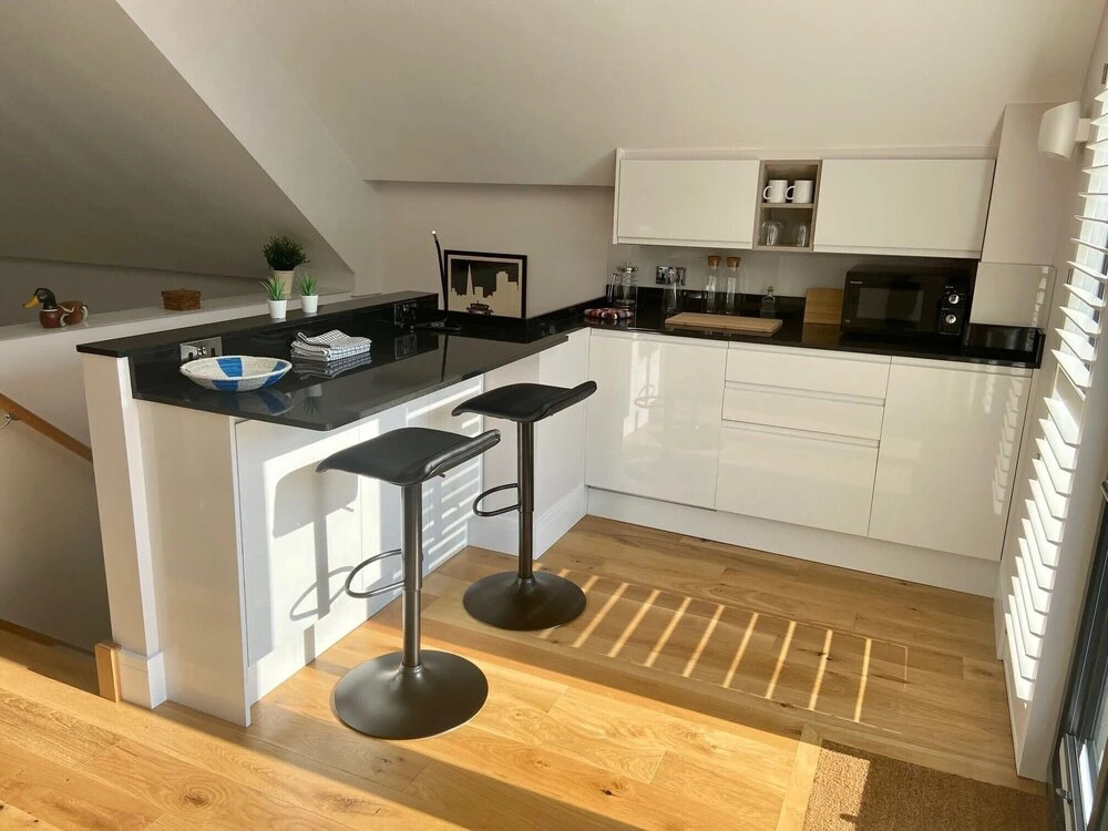 Lovely 1-bed Garden Apartment in London