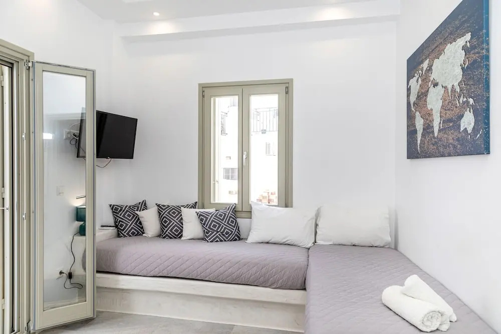 Depis castle luxury apartments Naxos