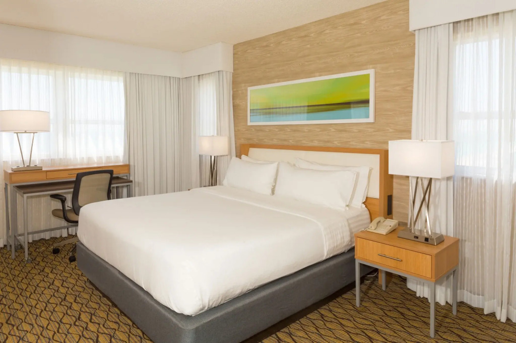 Holiday Inn Miami Beach-Oceanfront by IHG