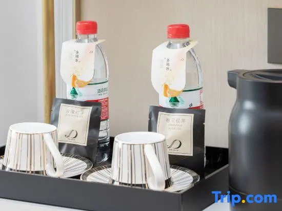 Xana Deluxe Yinchuan Jinfeng  Hotel