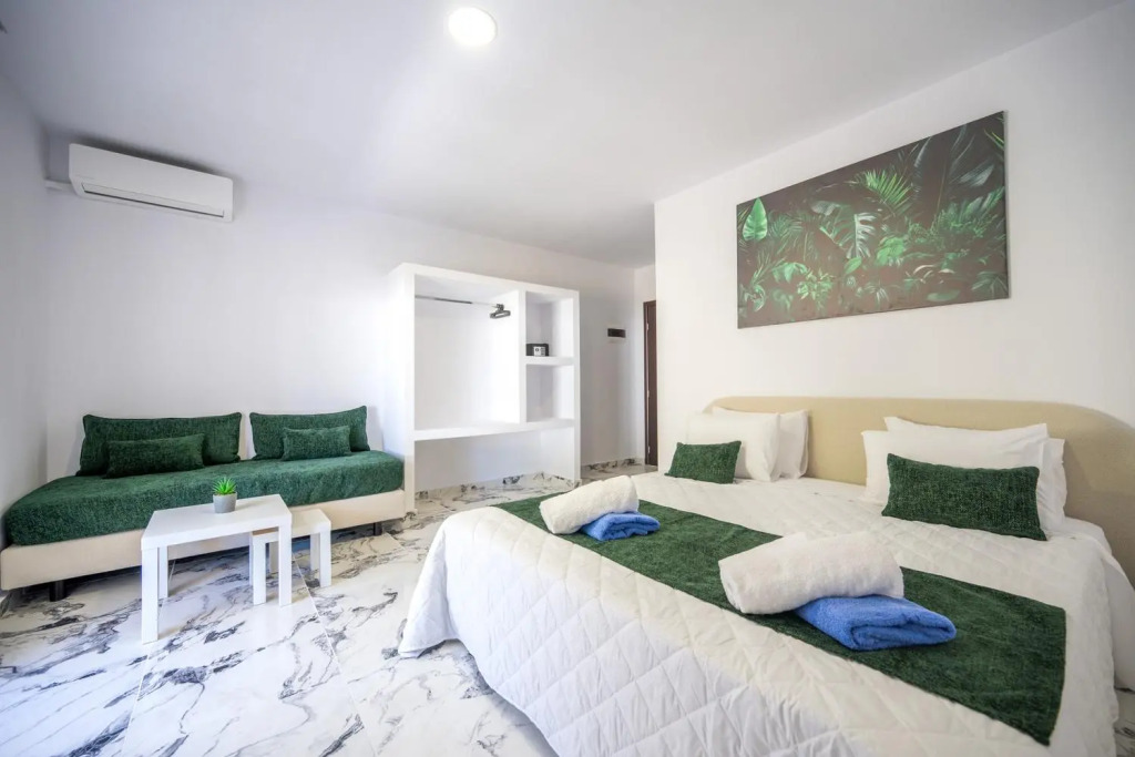 Bamboo Suites Hotel