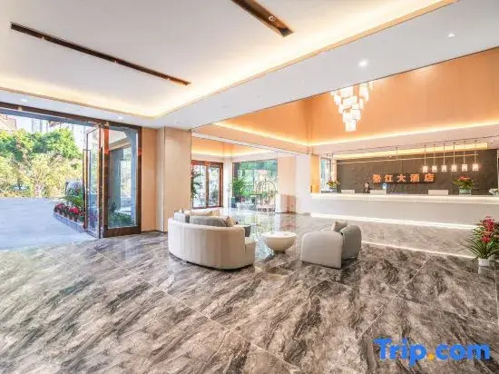 Menghai Jingjiang Hotel