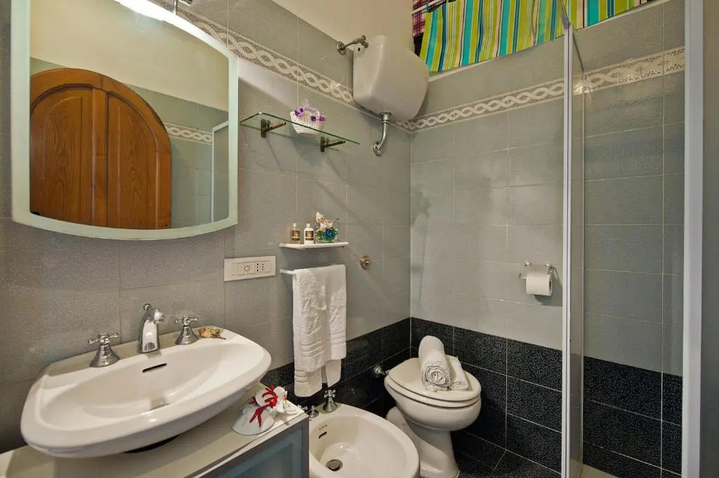 Loft at 200mt from the beach-park inside-sea view