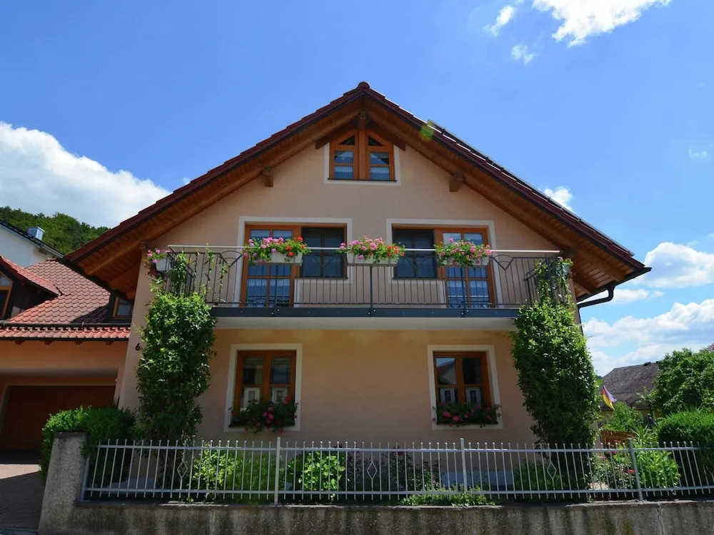 Holiday Home in Prunn Near Prunn Castle
