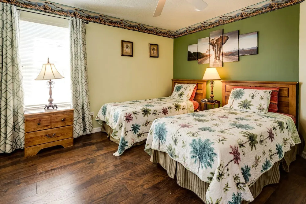 Emerald Island Rentals