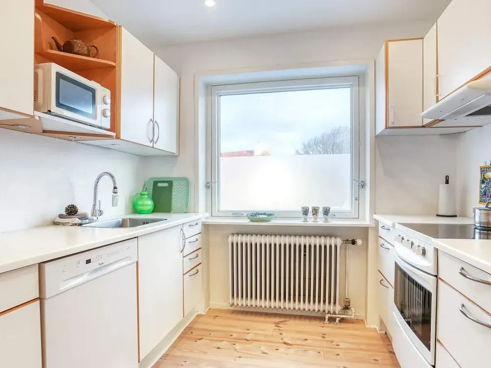6 Person Holiday Home in Strandby