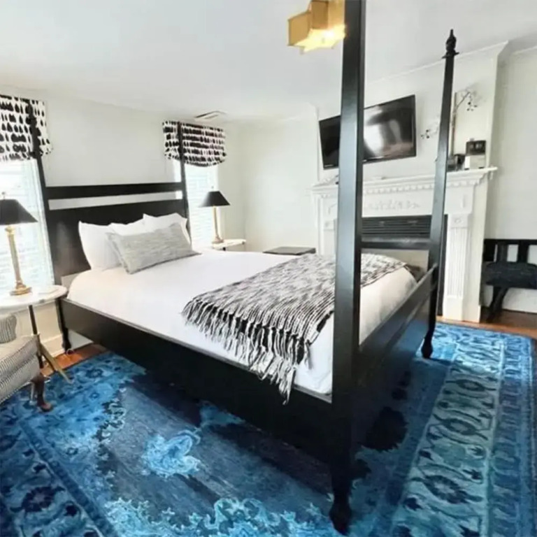 James Pharmacy Bed & Breakfast