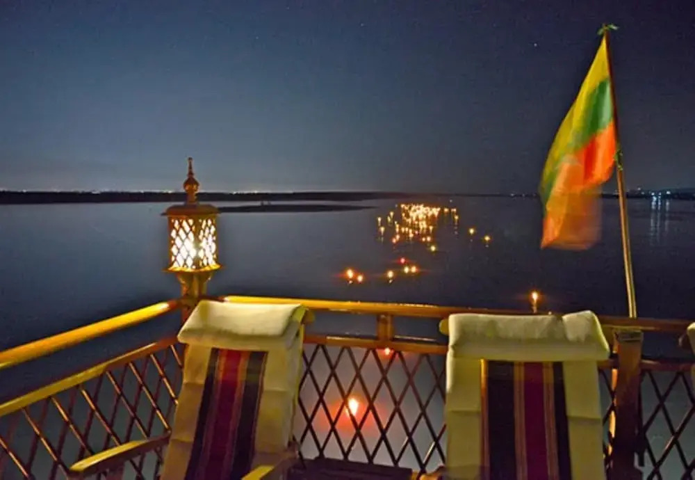 Amara River Cruise