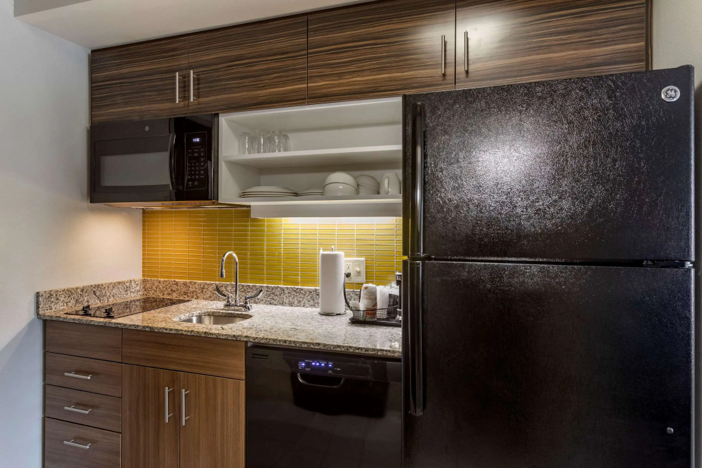 MainStay Suites Bowling Green North