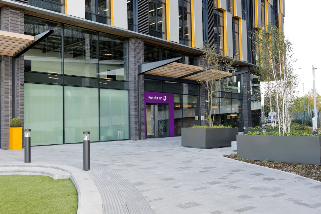 Premier Inn Manchester Salford Media City Hotel