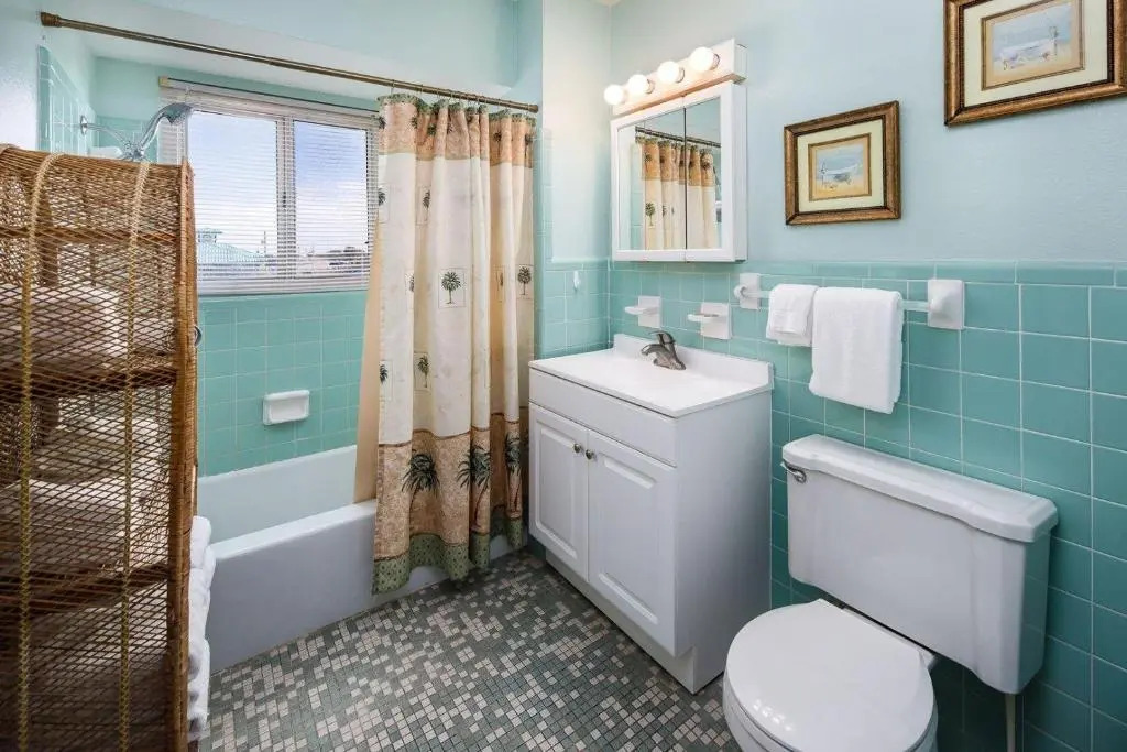 Seaspray Condos 104B