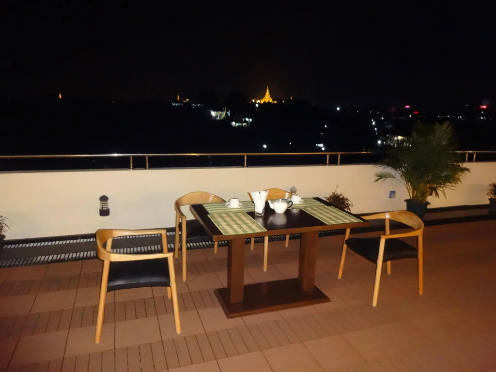 Virati Hotel