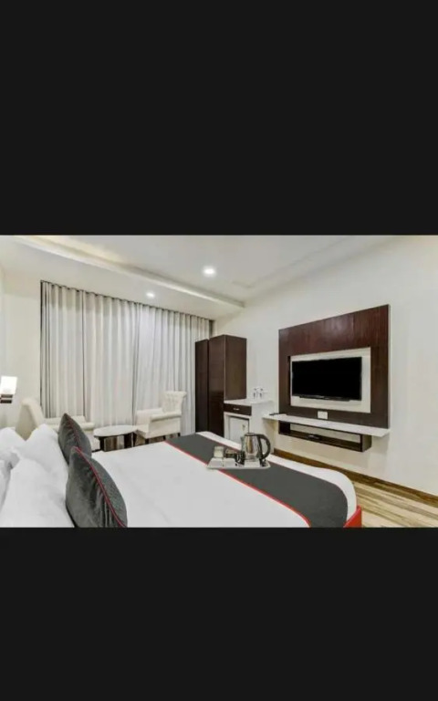 OYO 91981 Hotel Raas