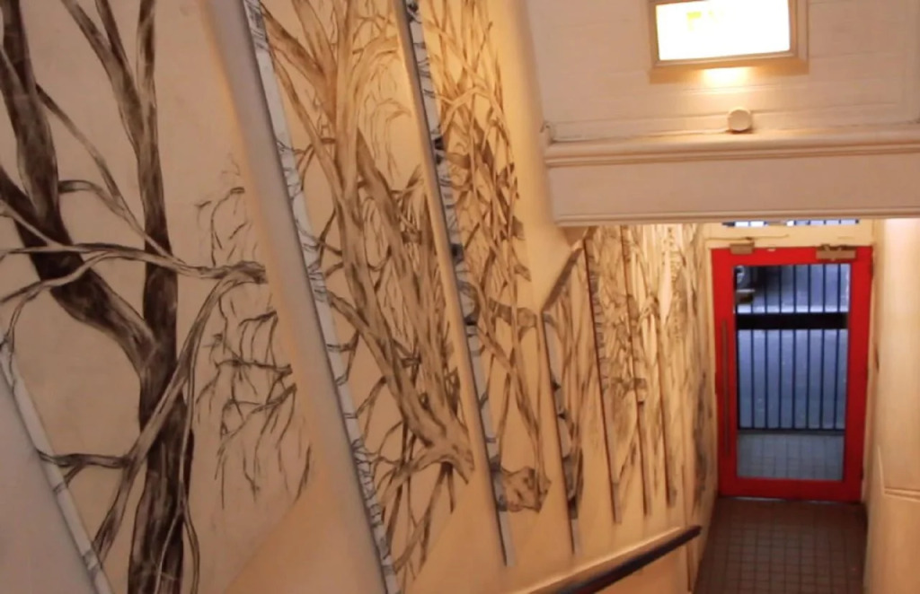 Daddy Long Legs Art Hotel