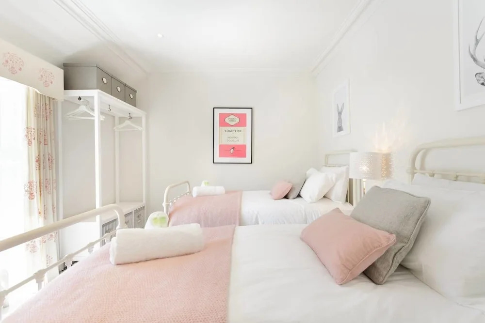 Picturesque Mews House on Cosy Cobbled Street
